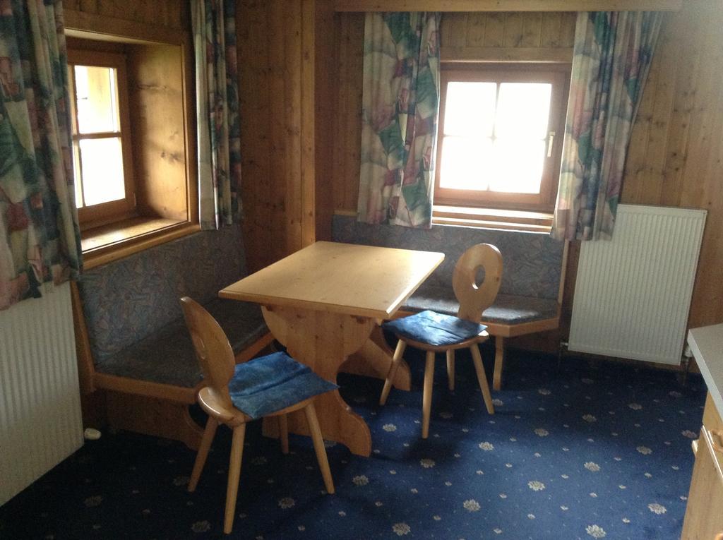 Haus Gletscherblick Längenfeld Kamer foto
