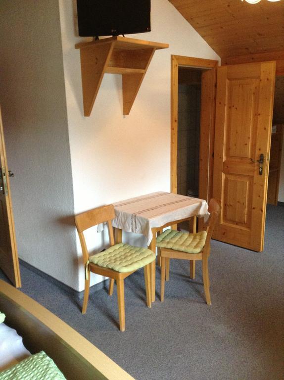 Haus Gletscherblick Längenfeld Kamer foto